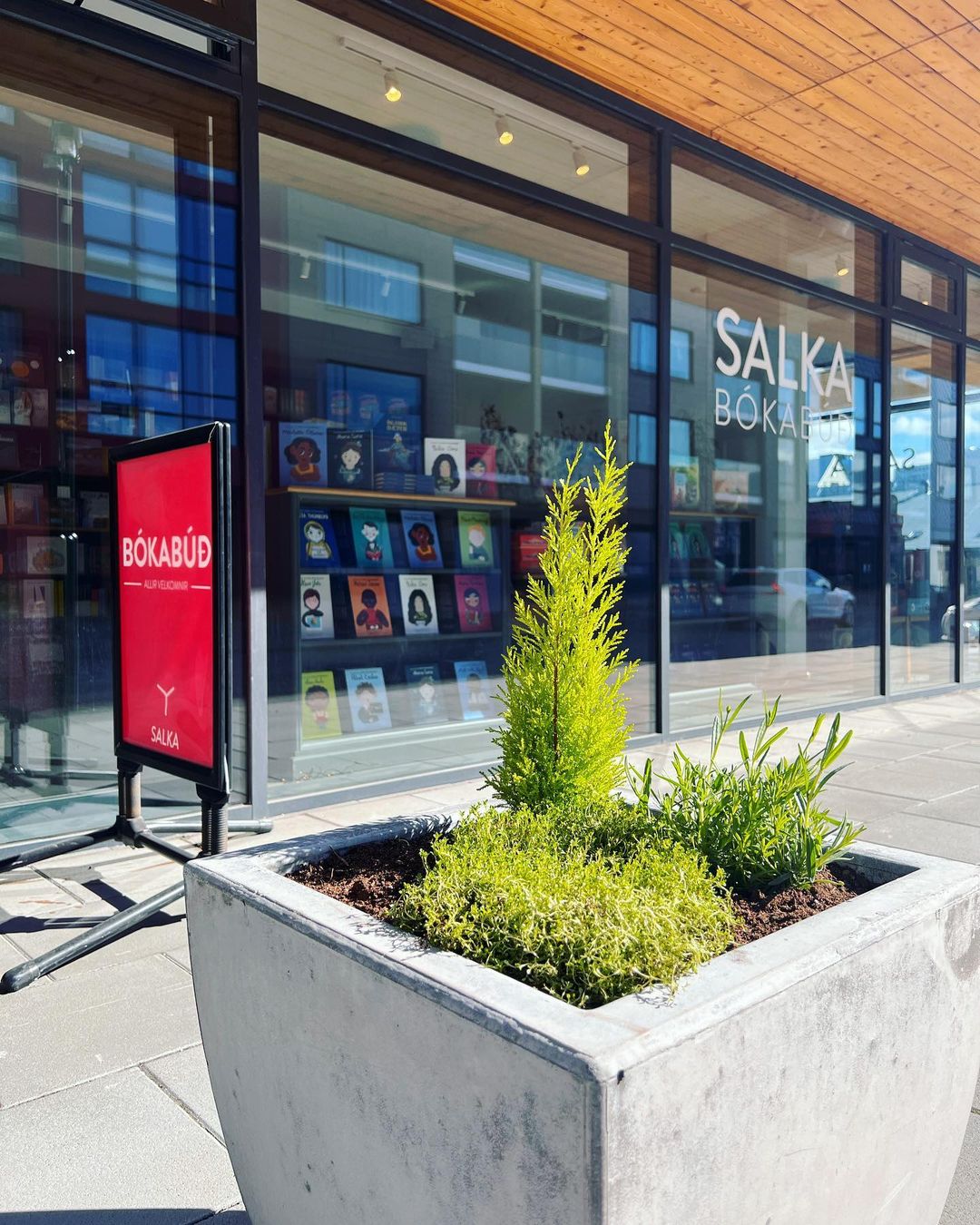 Lokað í bókabúð Sölku á sumardaginn fyrsta